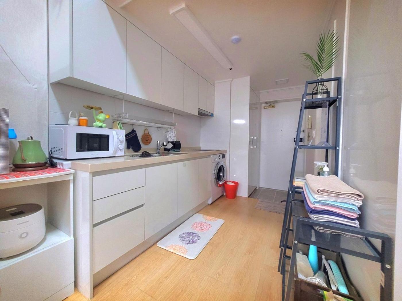 Apartment Like U