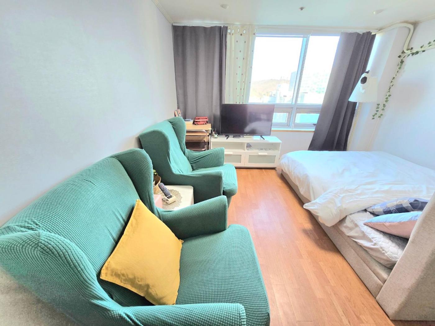 Apartment Like U