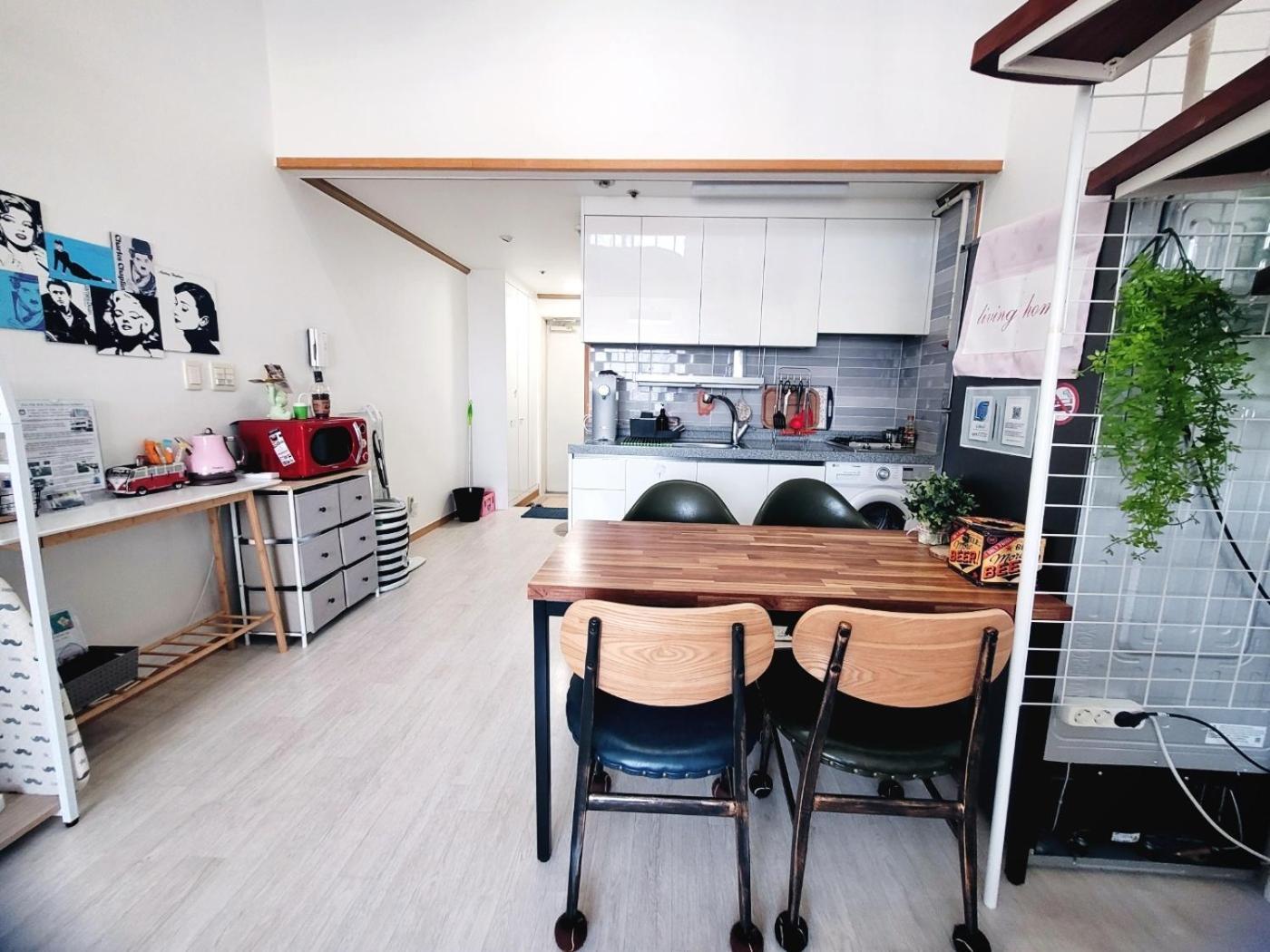 Apartment Like U