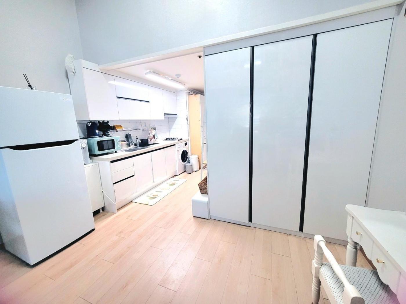 Apartment Like U